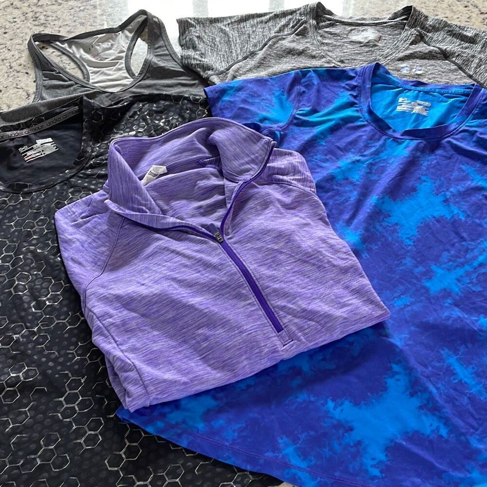 Under Armour Athletic Bundle Women's Size Medium Heat Gear Fitted‎ Semi Fit
